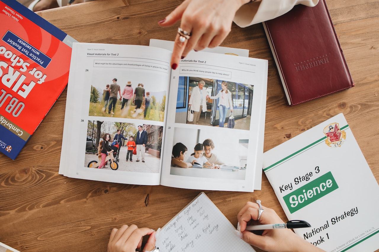 Embarking on the Secondary School Adventure: A Comprehensive Guide from Thomas Keith Online School 1 features tkis 10